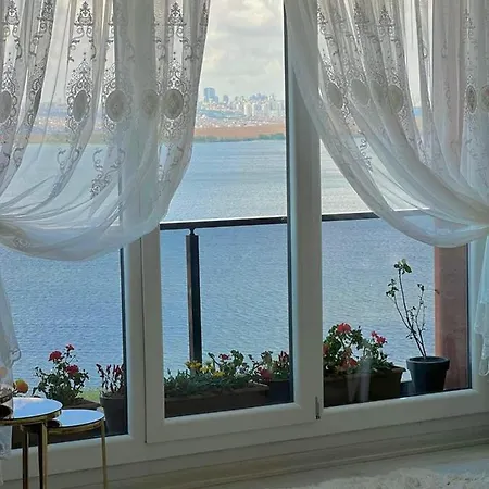 Loft With Sea View In *